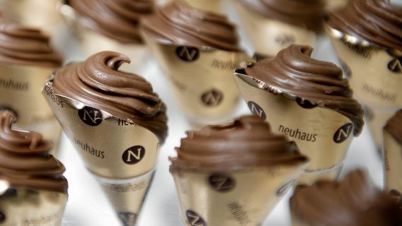 Brussels Chocolate Walking Tour and Workshop