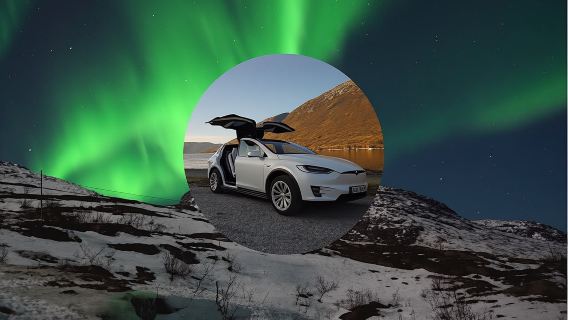 Private Tromsø Northern Lights tour in a TeslaX car