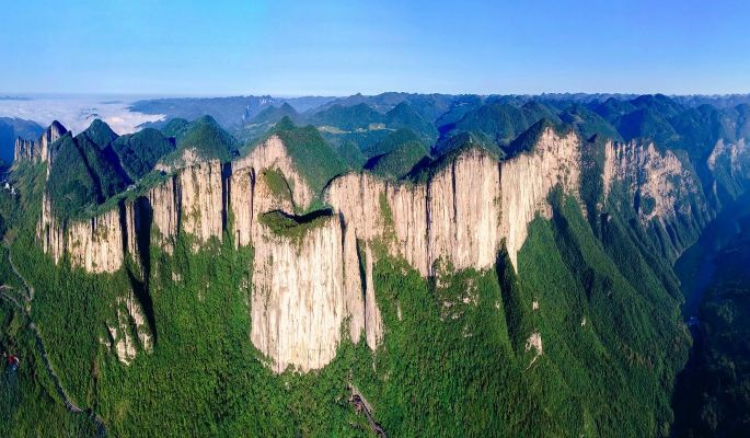 【跟團行程／2-8 人小團／獨立成團】恩施大峽谷「網紅一炷香」