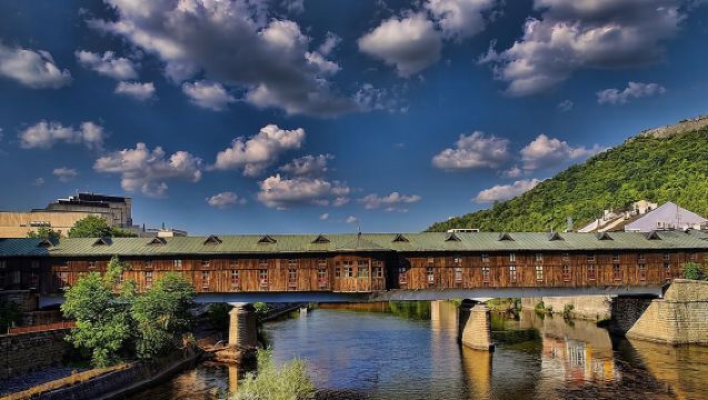 Tour to Lovech, Devetaki cave & Krushuna waterfalls