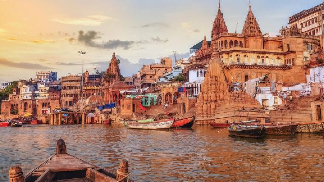 Tour de día completo en Benarés en grupo privado con templos, ghats y rituales