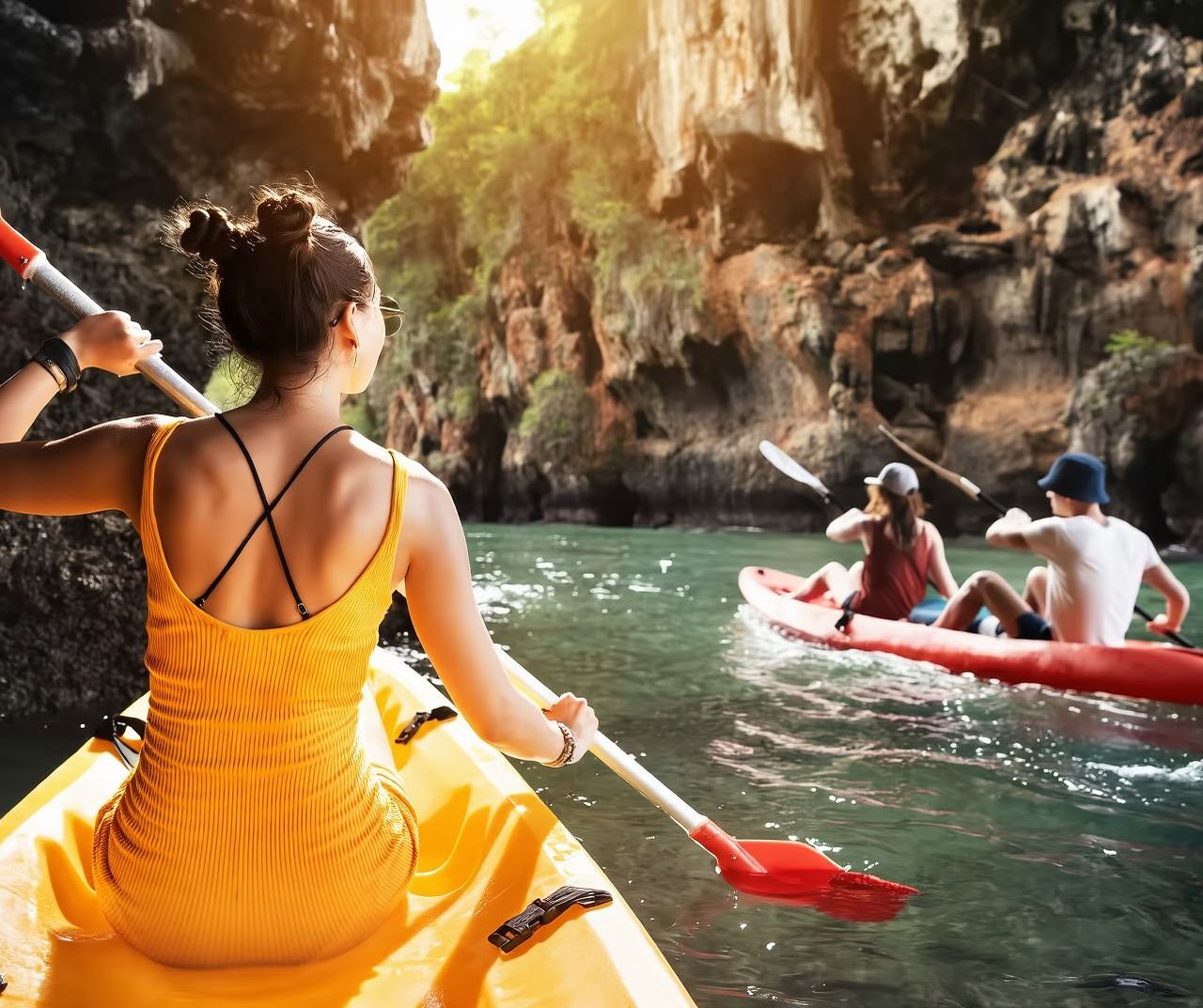 Vang Vieng 1-day tour [Including zipline + Tham Jang Cave + underwater cave + kayaking + Lagoon 3]