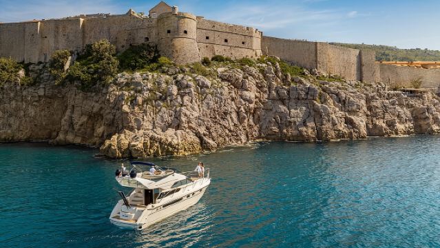 ดูบรอฟนิก: ทัวร์เรือส่วนตัวไปหมู่เกาะเอลาฟีต์