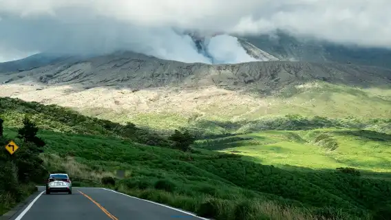 ทัวร์ 1 วัน ภูเขาไฟอะโซะ + ทุ่งหญ้าคุซูเซนริว + คุโรคาวะออนเซน พร้อมบริการรถรับส่งภูเขาไฟอะโซะฟรี