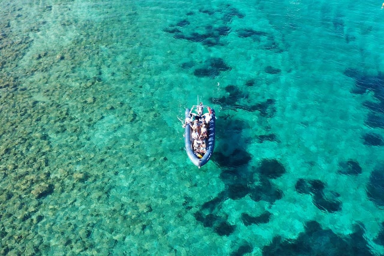 Sebenico: tour in barca nell'arcipelago con snorkeling e vino