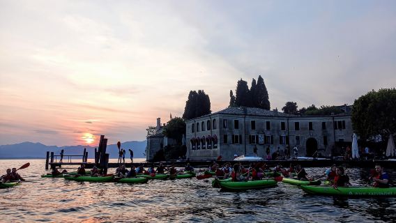 Lago di Garda: escursione in canoa al tramonto a Punta San Vigilio