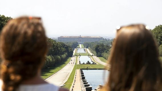 Private Tour durch den Königspalast und die Gärten von Caserta inkl. Shuttle