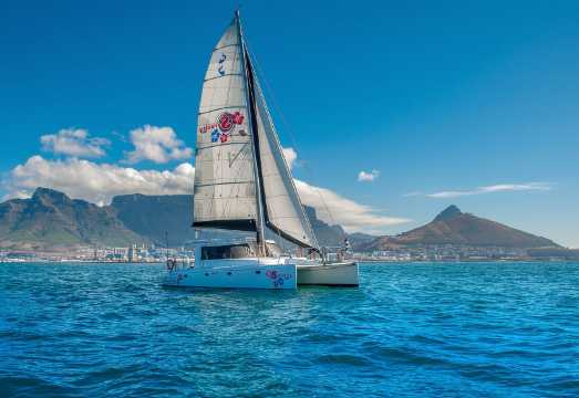Cape Town Waterfront and Bay: Sailing Trip