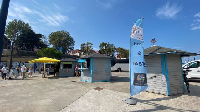 Desde Koper: tour de 5 horas a la cueva de Postojna y al castillo de Predjama