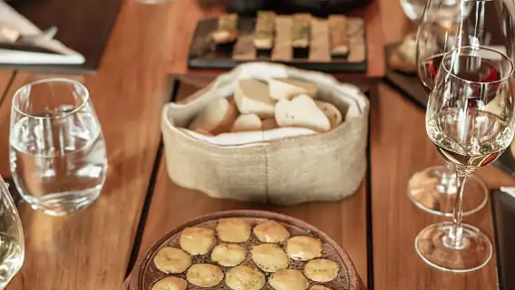 น้ำตกอิเกซู: ประสบการณ์แบบอาร์เจนตินาพร้อมอาหารค่ำแบบอินเทอร์แอคทีฟ