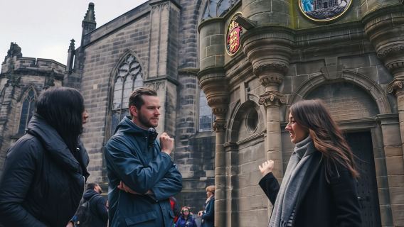 Edinburgh Highlights and Hidden Gems - Private Tour with a Local