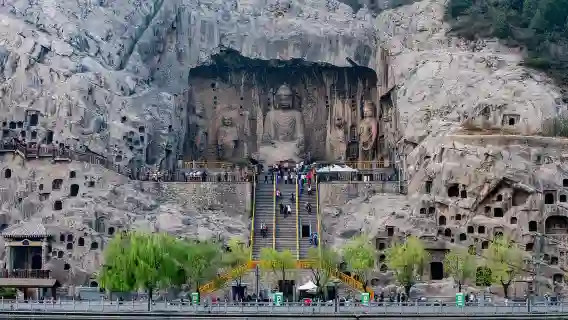 嵩山少林寺+龍門石窟一日遊【好評9千+|獲Trip.com服務標竿獎】