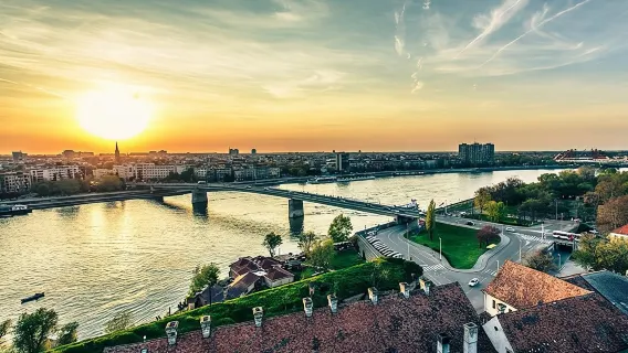 Từ Belgrade: Chuyến tham quan Novi Sad và Sremski Karlovci
