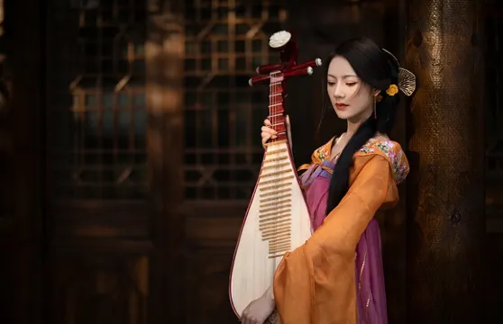 保定市天主教堂Trip Moments【婚禮跟拍航拍街拍抓拍約拍/婚紗寫真/商業攝影攝像/翻譯】