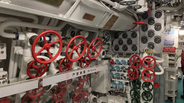 【性價比超高】旅順潛艇+巡航+闖關東+白玉山+東雞冠山一日遊