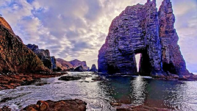 日本支笹湖-登別溫泉鎮-登別地獄谷-地球岬【北海道中文專車】