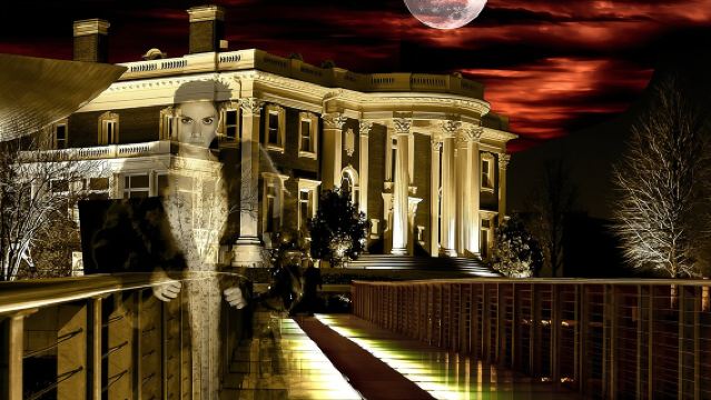 ทัวร์เดินชมประวัติศาสตร์ผีสิง Murder & Mayhem