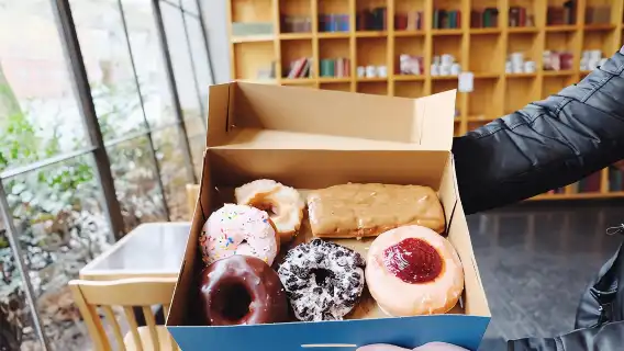 การผจญภัยโดนัทแสนอร่อยในซีแอตเทิลและทัวร์ชิมอาหารแบบเดิน