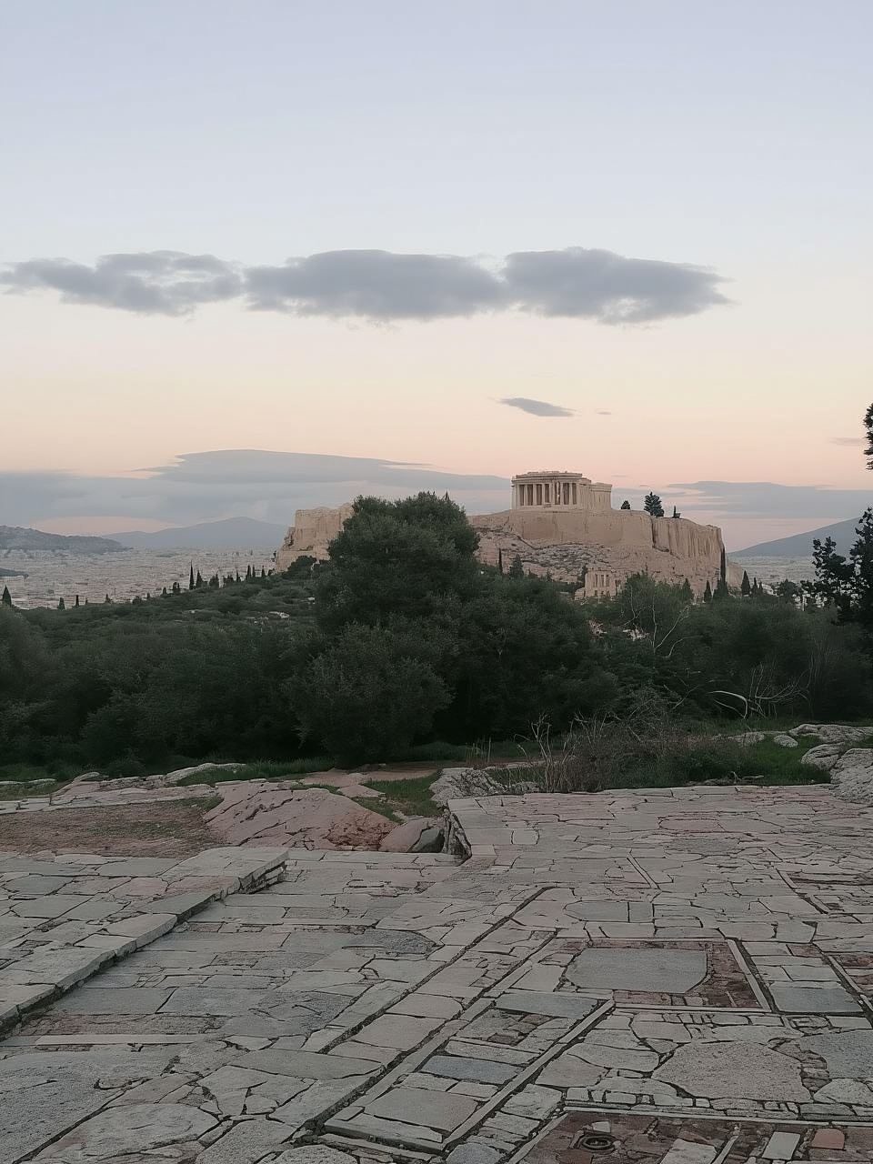 Guided walking tour of Acropolis with bus city tour