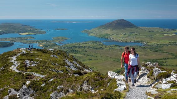 Ab Galway: Tagestour zum Connemara-Nationalpark
