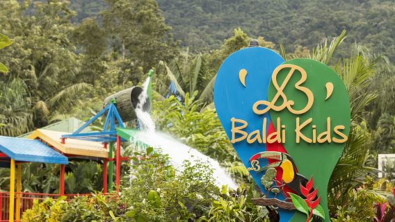 Costa Rica: Pase de un día a las aguas termales de Baldi con comidas opcionales