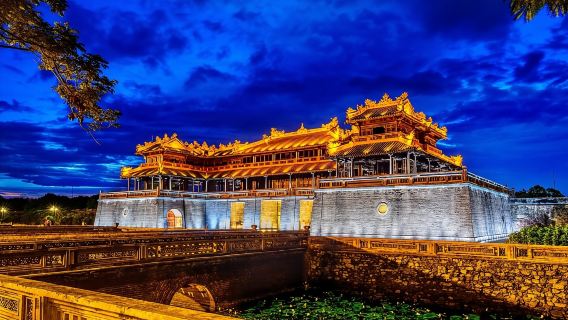 Tour privato/Guida inglese/coreana | Partenza da Da Nang o Hoi An – Tour di lusso della città di Hue e tour di un giorno con l'Hai Van Pass