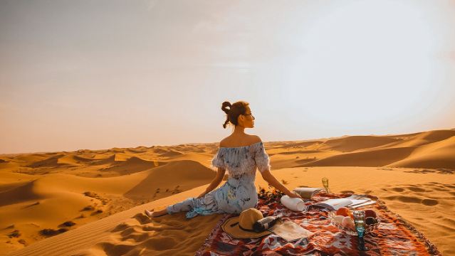 寧夏中衞旅遊+騰格里沙漠通湖草原+沙坡頭1日遊