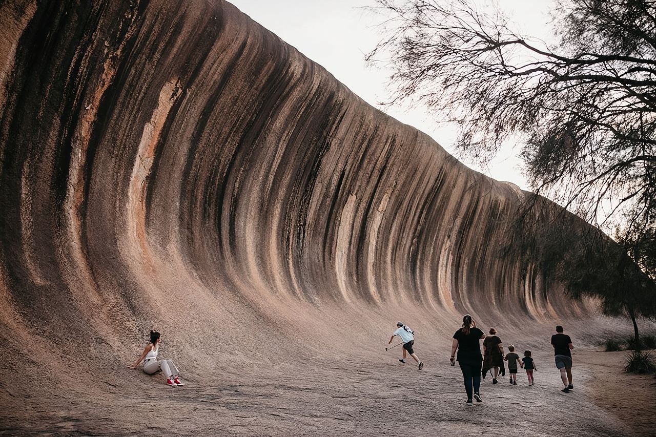 Perth Wave Rock Caravan Park + York Town + Mulka's Cave + Hippo's Yawn day tour with pickup and drop-off in Perth