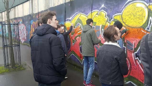 Private Black Taxi Belfast City Tour