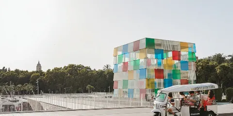 馬拉加私人環保嘟嘟車專業導覽連當地嚮導