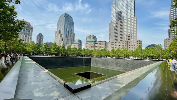 Ground Zero tour with optional ticket to 9-11 Memorial Museum