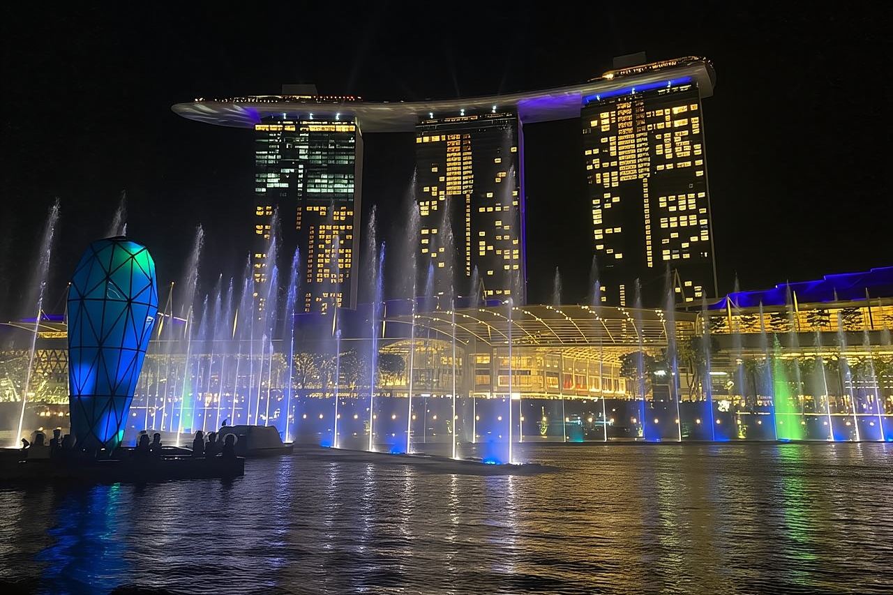Private Tour Singapore Nighttime sightseeing + River Cruise(Max6)