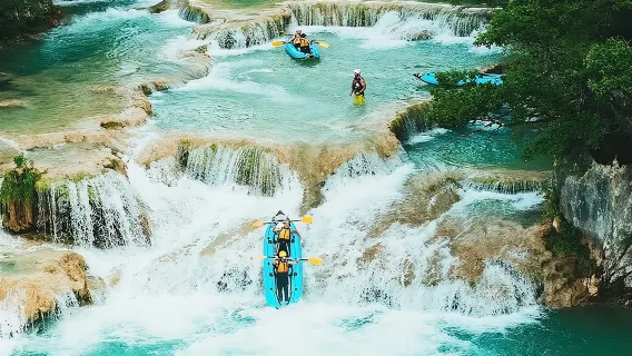 Kayaking Mreznica Waterfalls close to Plitvice Lakes