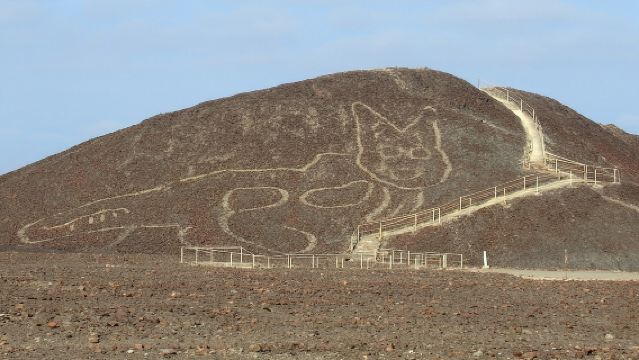 Nazca Lines Tour by Land