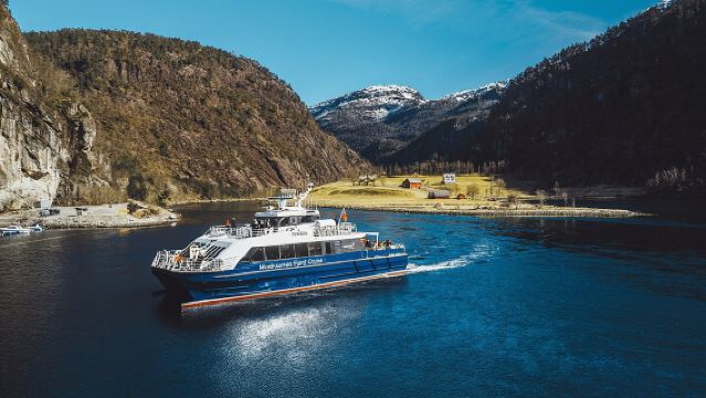 Mostraumen Fjord Cruise – Operated & Guided by Locals