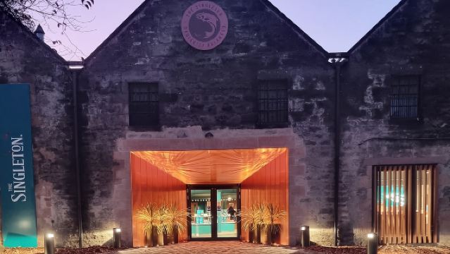 Inverness: Whisky Tour with Tasting and Production Tour