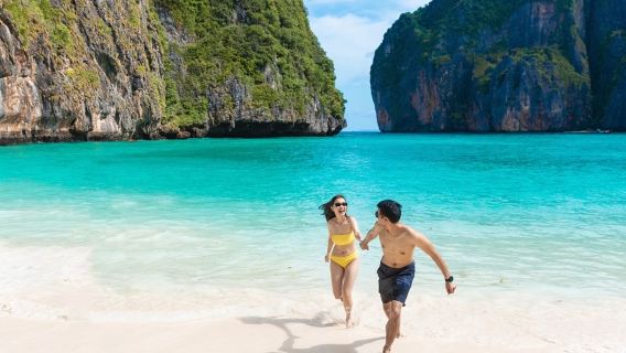 Rijk programma: eendaagse tour naar Phi Phi-eilanden + Bamboe-eiland + Maya Bay + Koh Khai