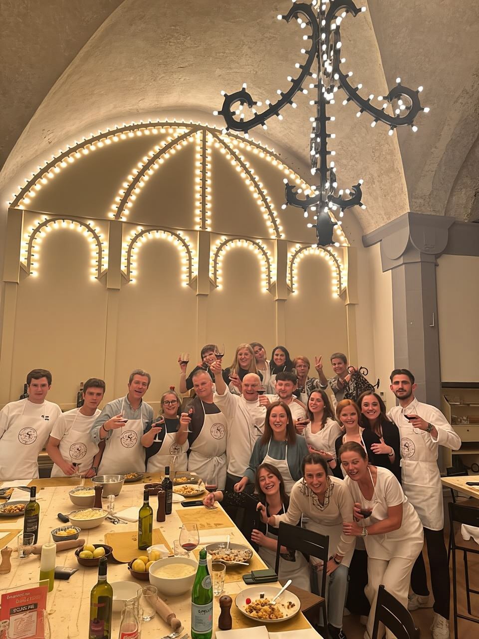 Florence: Pasta Cooking Class with Unlimited Wine