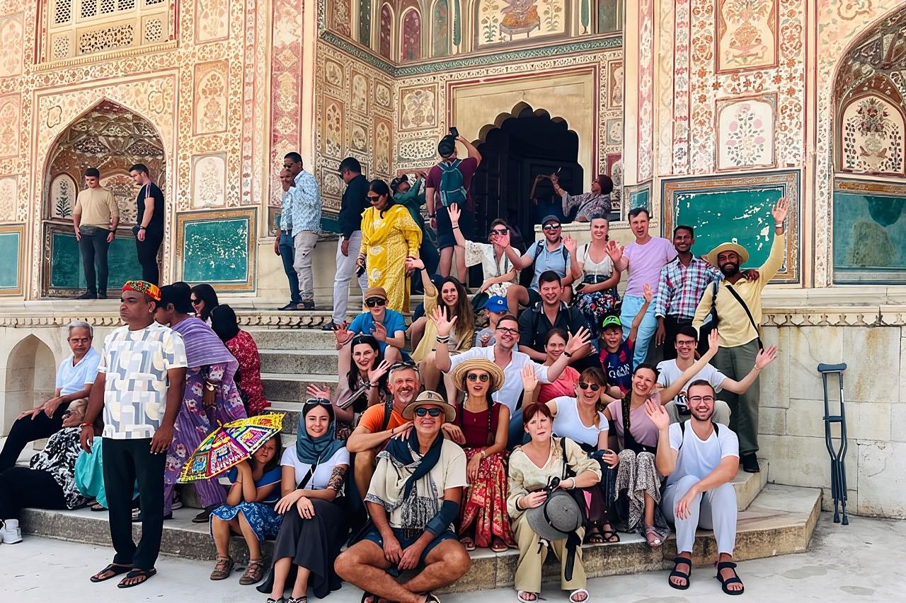 Tour di un giorno intero a Jaipur in auto con aria condizionata o tuk-tuk con prelievo in hotel