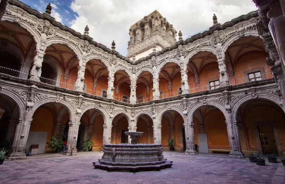 聯合花園+瓜納華托地下街道+克雷塔羅藝術博物館一日遊