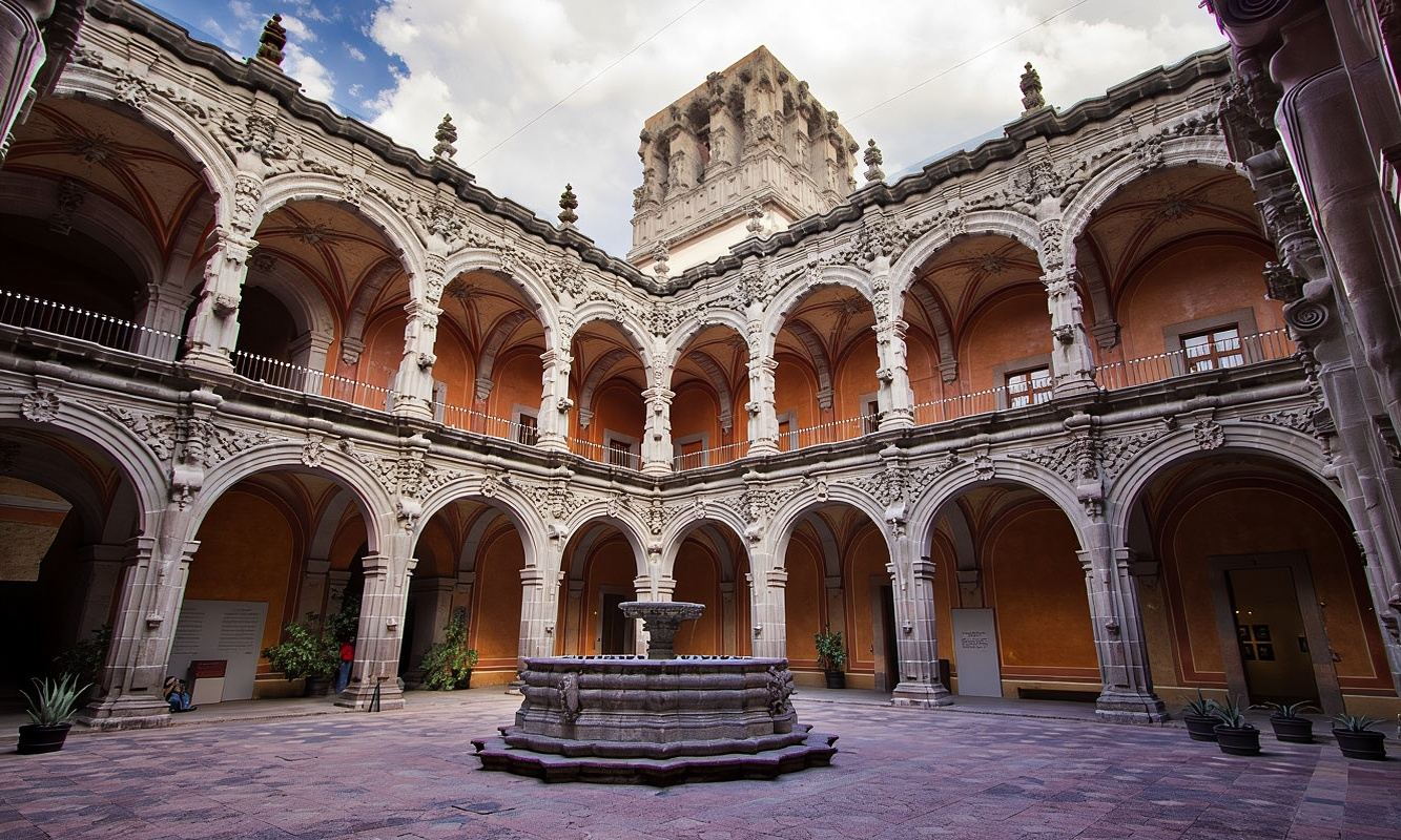 Tour di un giorno ai Giardini Uniti, alle strade sotterranee di Guanajuato e al Museo d'Arte di Querétaro