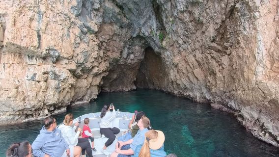 Excursion en bateau vers Notre-Dame-du-Rocher, la base sous-marine et baignade à la Blue Cave Monténégro