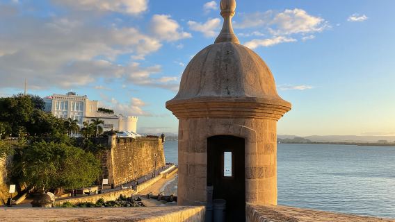 San Juan: Old Town Sunset Walking Tour