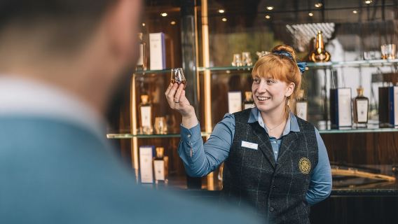 From Edinburgh: Full Day Scottish Highlands and Whisky Tour