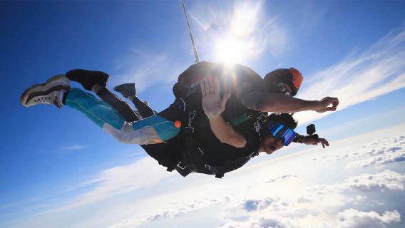 Skydive Thailand/dropzone/thaisky/ skydive chiang mai 13 000 pieds