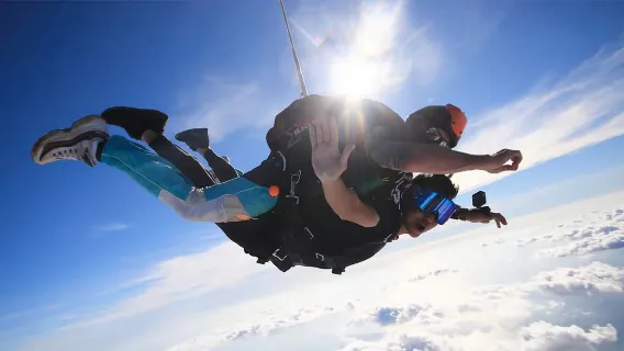 Esperienza di paracadutismo in Thailandia a Bangkok, Pattaya, Chiang Mai e Phuket con Skydive Thailand/dropzone/thaisky/skydive chiang mai da 13000 piedi