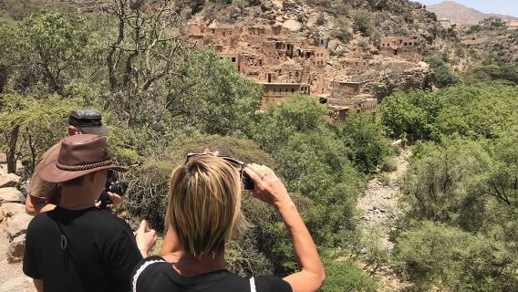 Private Day Trip to Nizwa, Jabal Akhdar (Green Mountain) & Birkat Al Moz