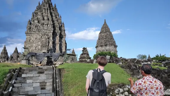 Yogyakarta: accesso dall'alto a Borobudur e tour privato del tempio di Prambanan