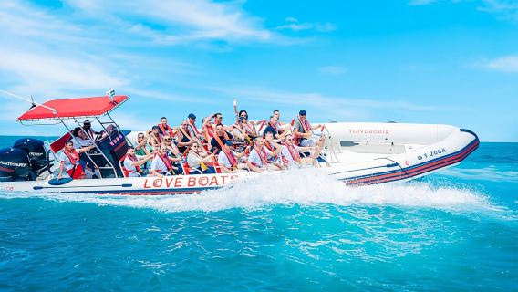 Dubai's Adrenaline Fun Speedboat Tour