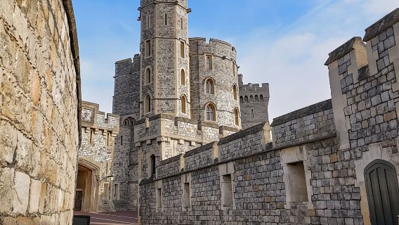 Stonehenge and Windsor Castle Tour from London Including Entrance